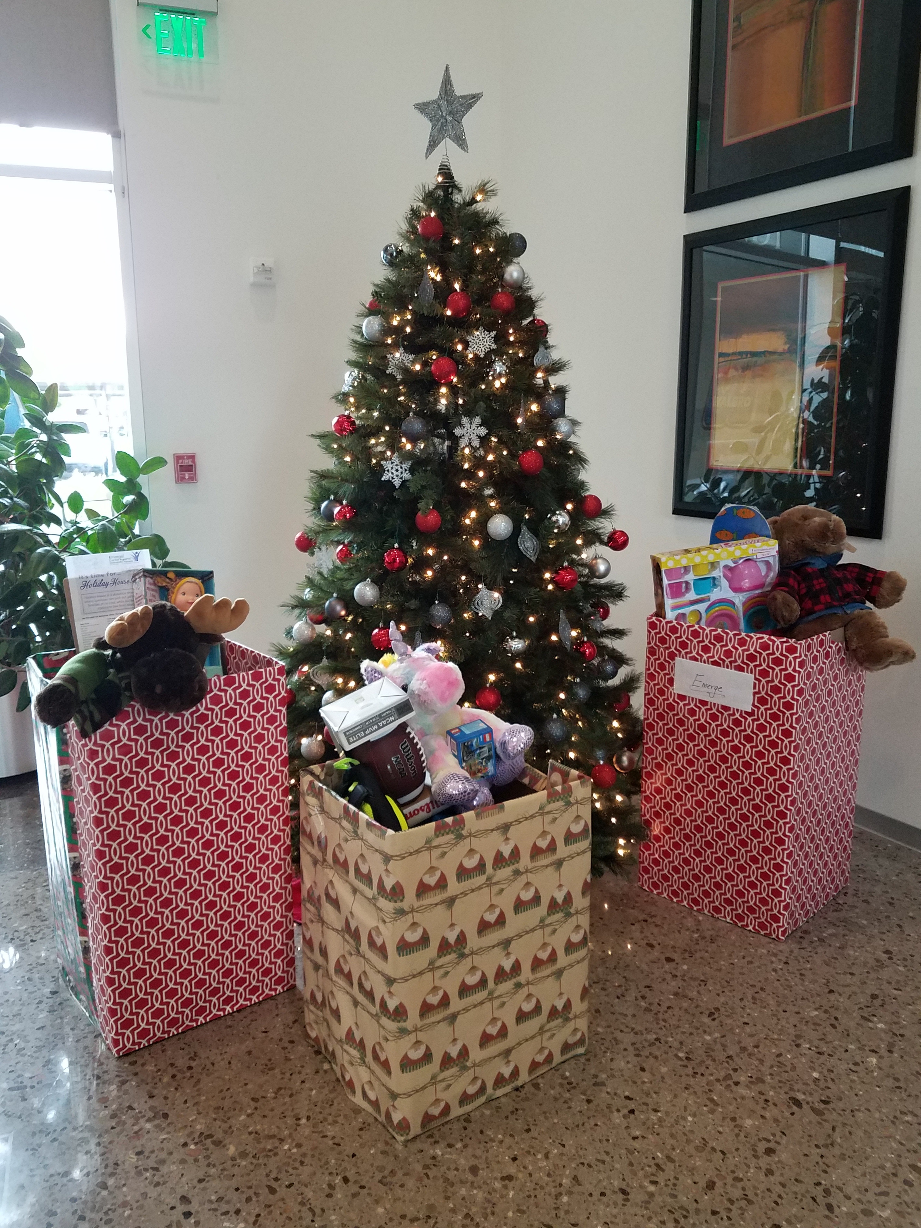 Sundt employee-owners in Tucson gathered toys and gifts for Emerge! Center Against Domestic Abuse and participated in a blood drive with the American Red Cross.