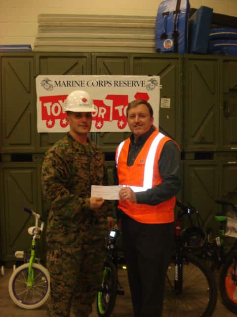 Federal Division - Holiday Giving Federal Division - Holiday Giving